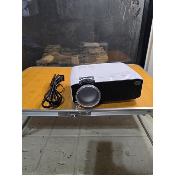 Apeman LC350 Digital LCD Projector Home Cinema Works - Picture 1 of 14